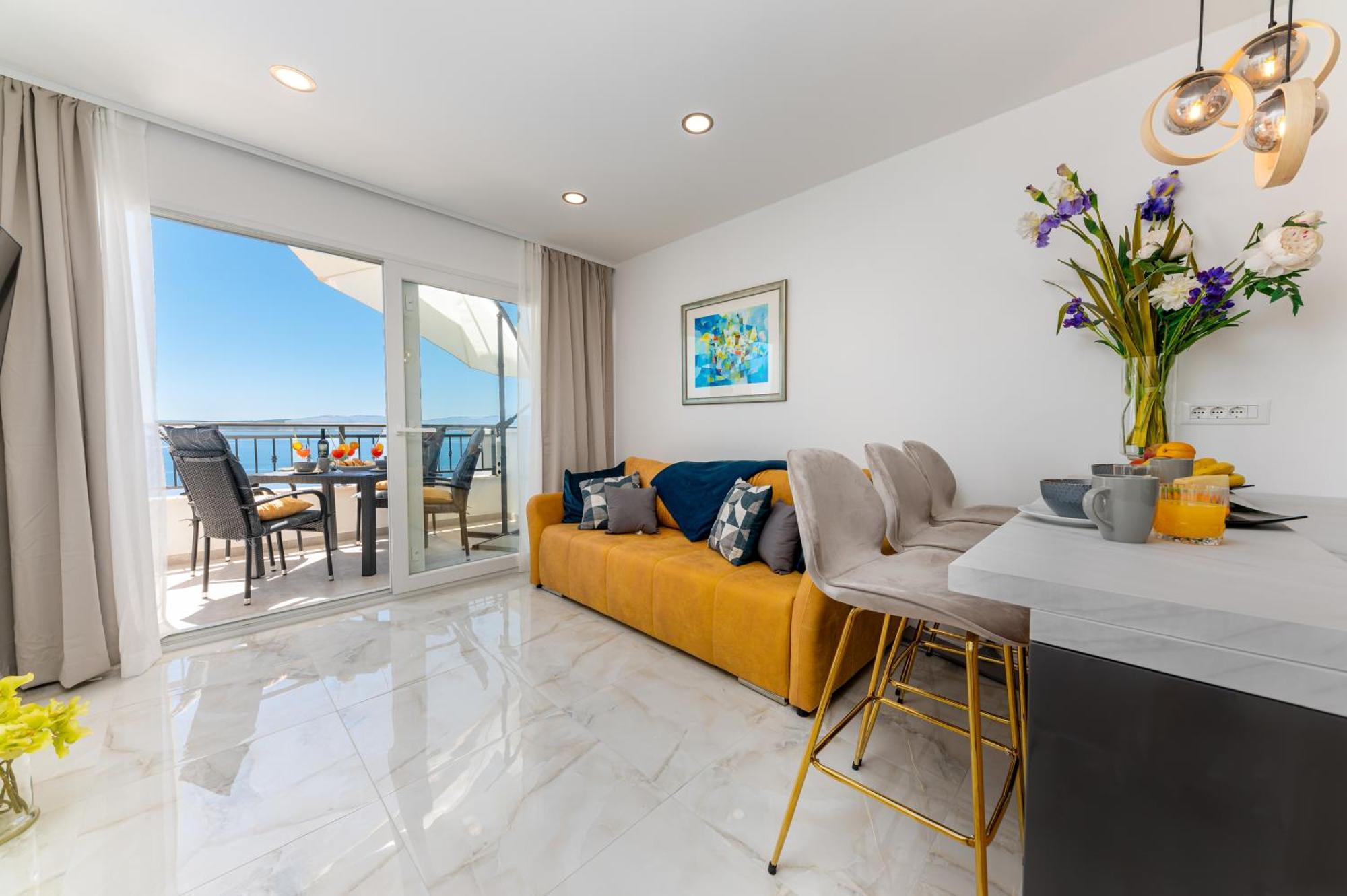 Seaview Nives