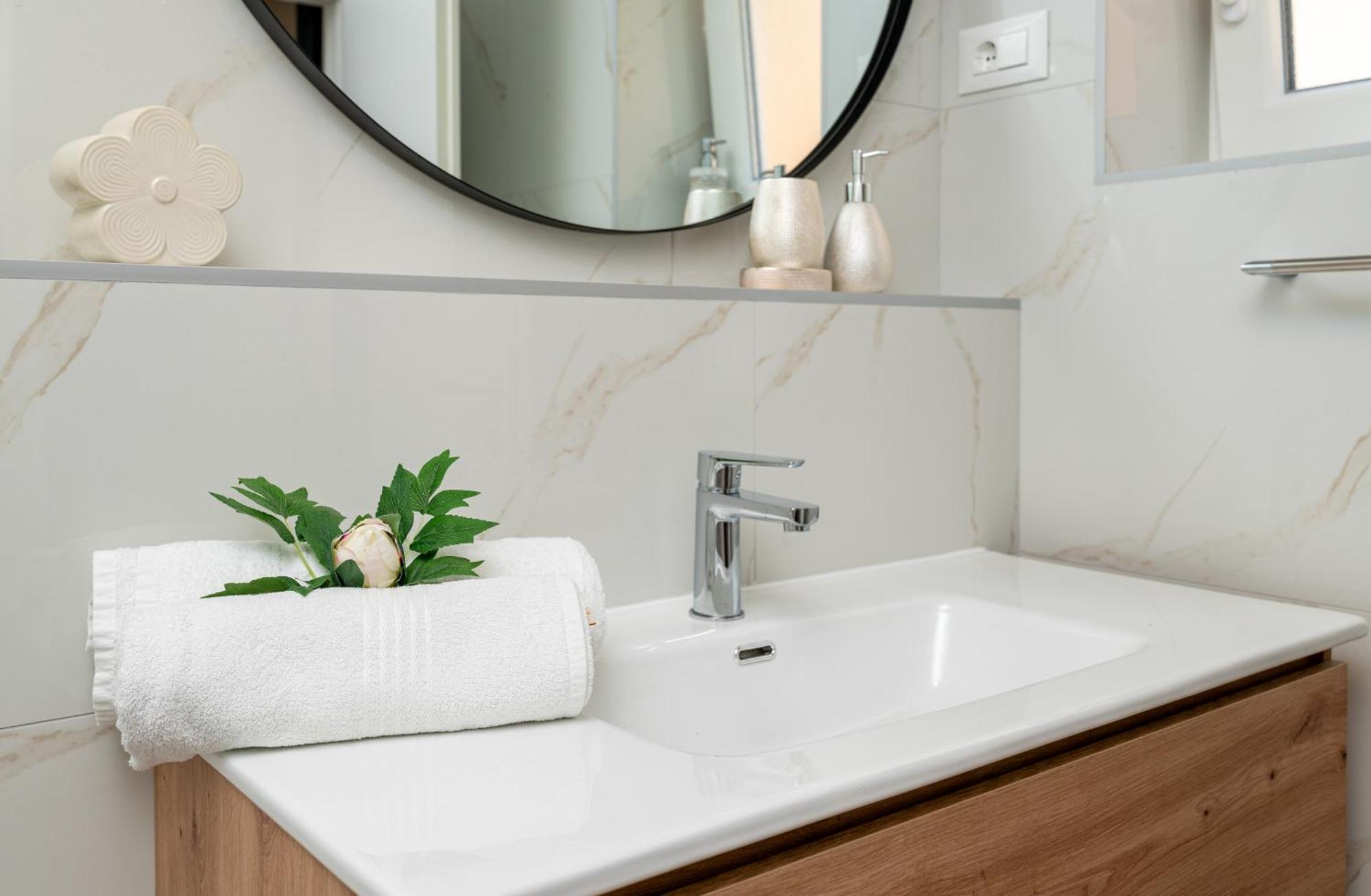 Seaview Nives Apartman